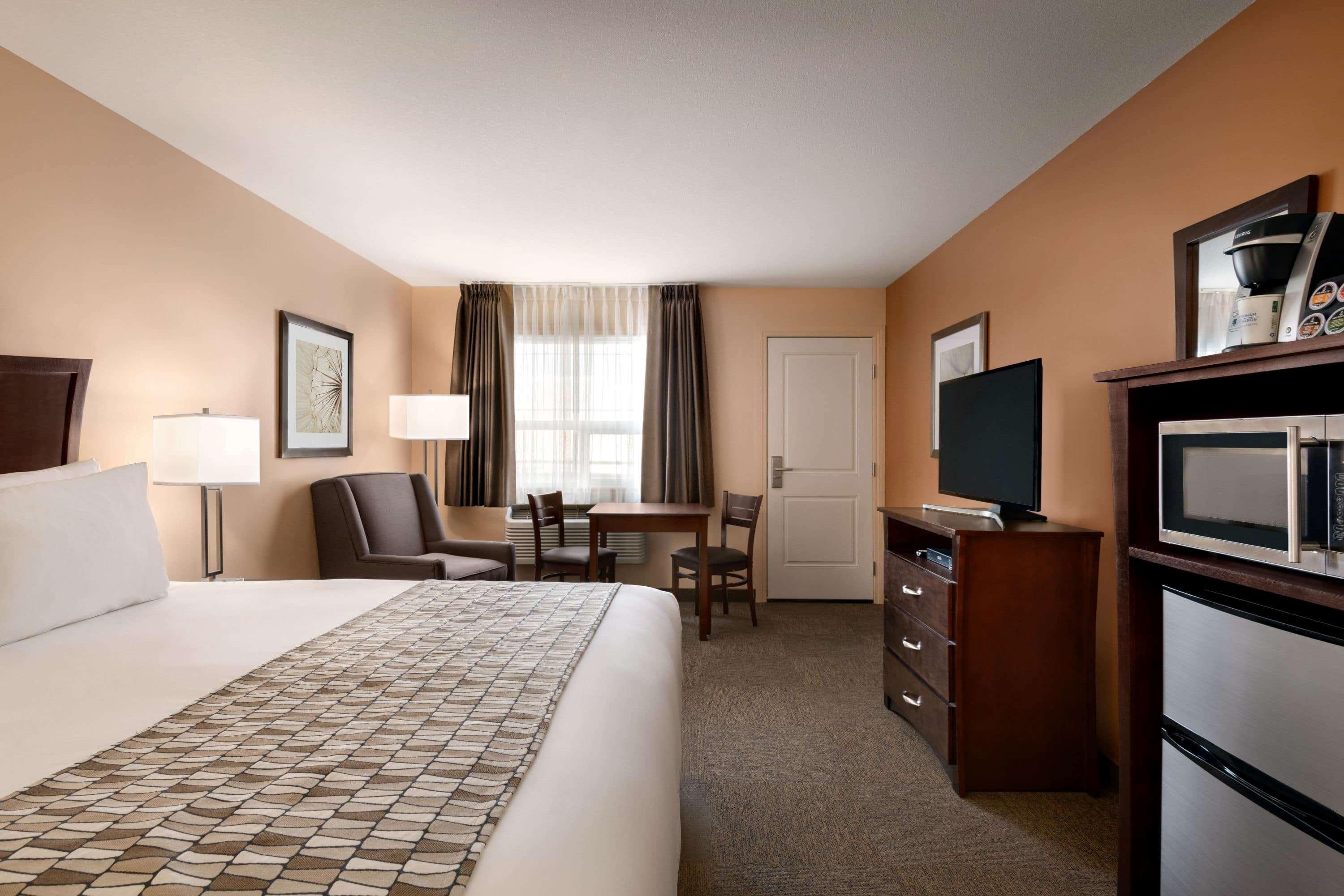 Travelodge By Wyndham Пинчер-Крик Экстерьер фото